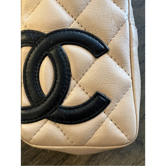 Chanel Cambon wristlet, can used as a belt bag or coin purse - Picture 3 of 4